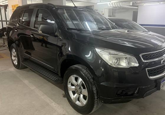 CHEVROLET TRAILBLAZER 2.8 LTZ 4X4 16V TURBO DIESEL 4P AUTOMÁTICO CHEVROLET TRAILBLAZER 2.8 LTZ 4X4 16V TURBO DIESEL 4P AUTOMÁTICO